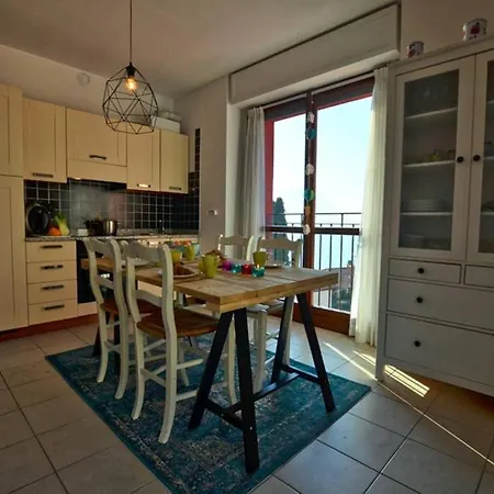 Comomeer, Camelia 26, Apartment Acquaseria